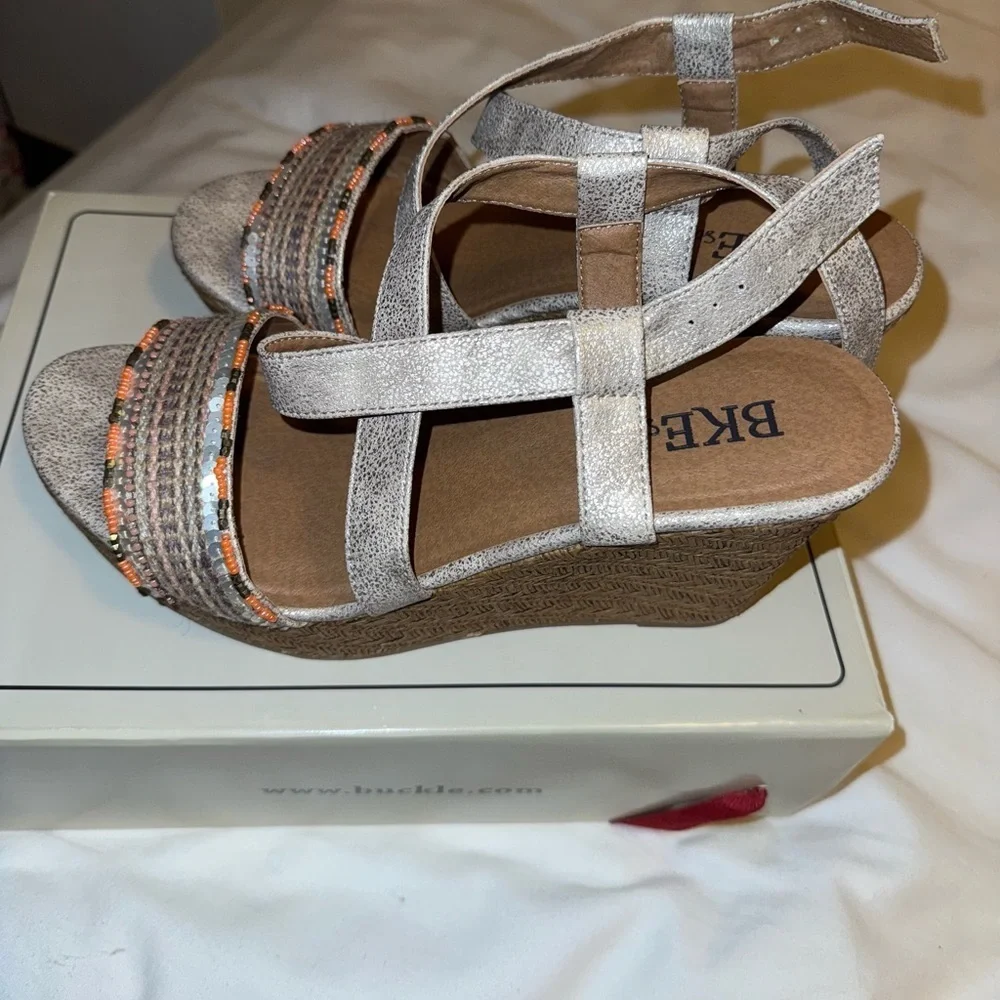 Buckle Women's Metallic Wedge Sandals Size 11 with sequin details